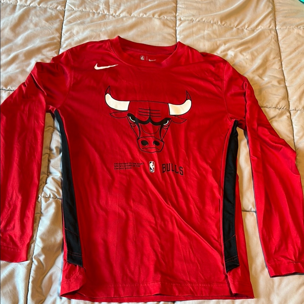 Nike Chicago Bulls Long Sleeve Shirt